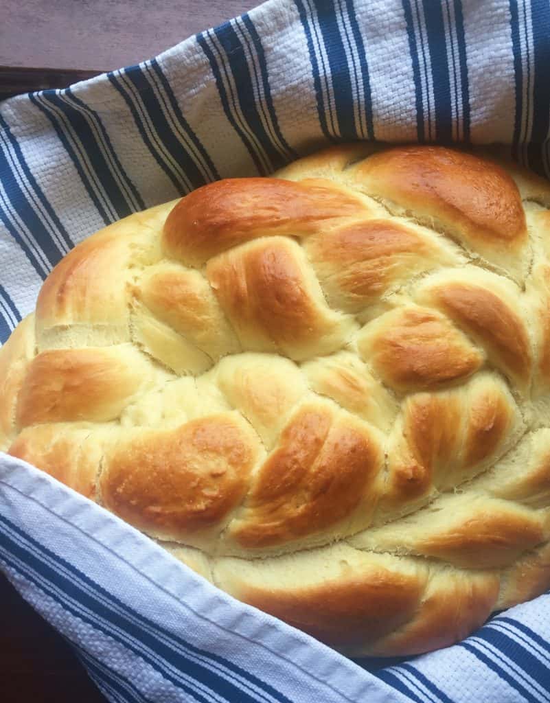 Final photo of the warm challah bread.