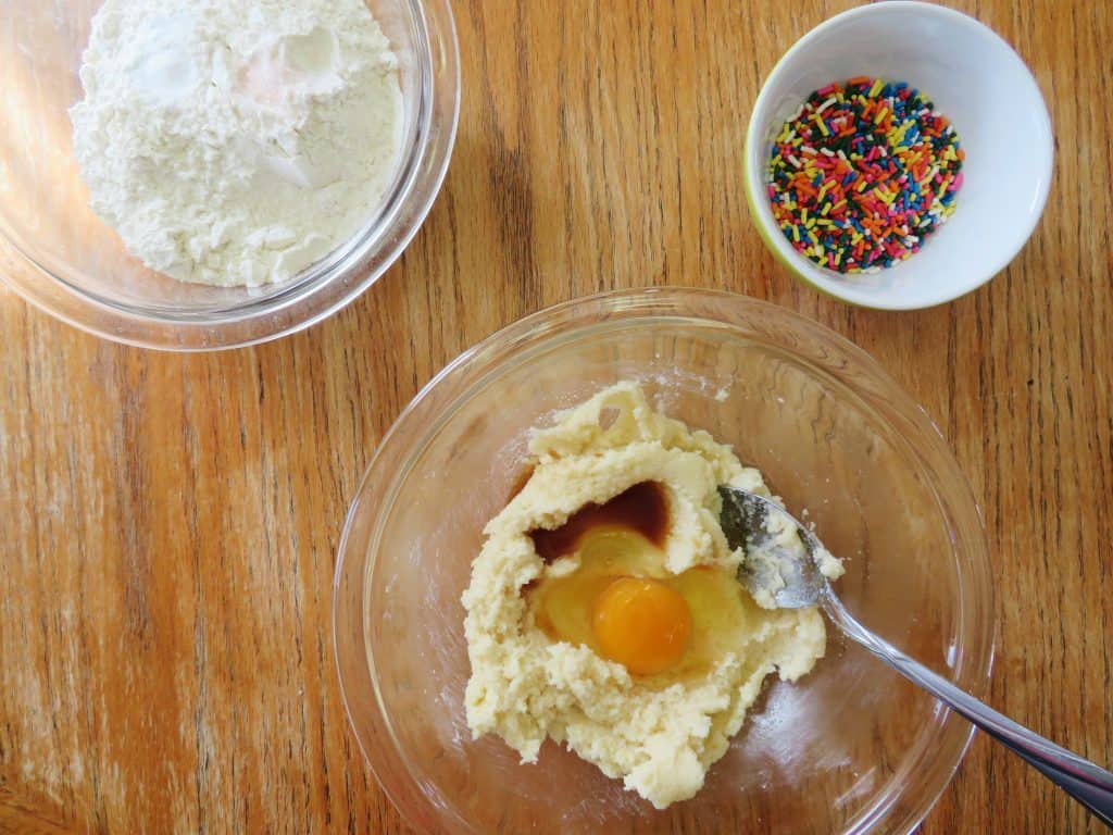 How to make sprinkle cookies