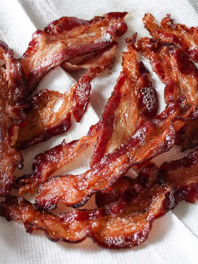 https://www.themidwestkitchenblog.com/wp-content/uploads/2022/11/cropped-best-oven-baked-bacon.jpg